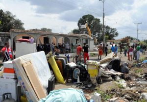 Habitantes apoyan la demolición de las casas en Mata Redonda