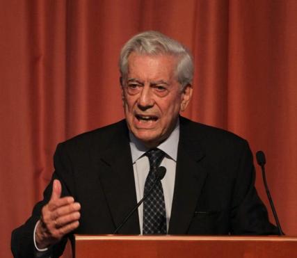 Vargas Llosa critica actitud “timorata” de Gobiernos Latinoamericanos con el régimen venezolano