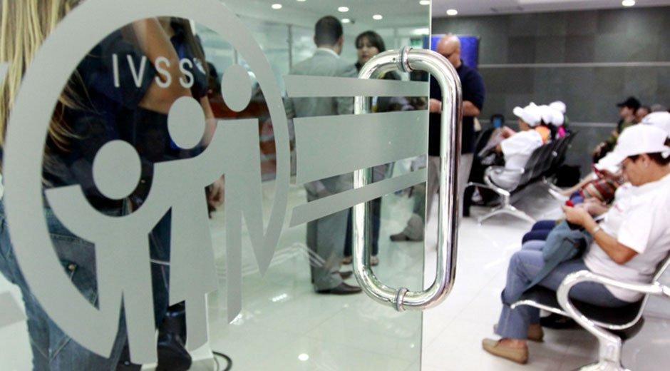 Funcionaria de hospital del IVSS en Mérida es acusada de corrupción