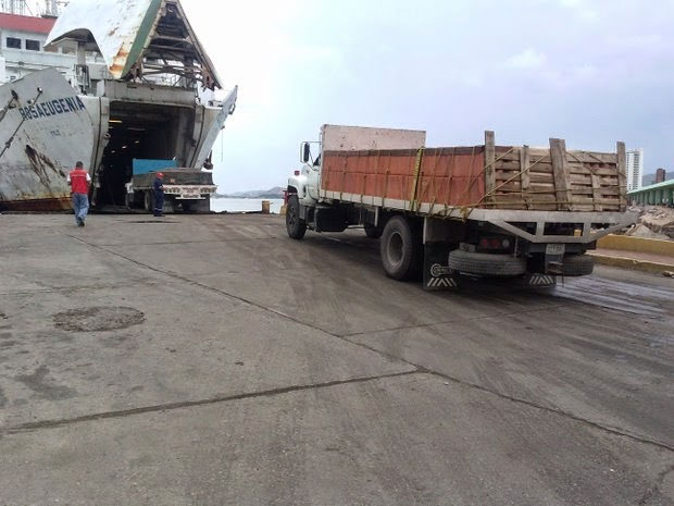 Más de 160 camiones varados en Margarita por retrasos de ferrys
