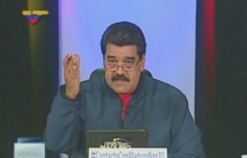 Maduro aprueba 50% del salario a maestros