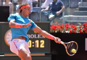 Rafael Nadal pasa a octavos en Roma tras vencer a Isner