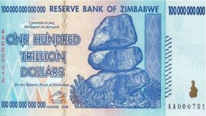 Zimbabue retirará los billetes de 100 billones de dólares zimbabuenses