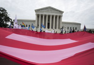 Corte Suprema de EEUU declara legal el matrimonio gay en todo el país