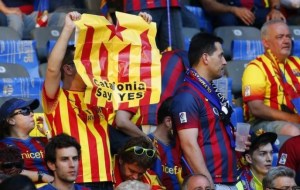 Multan al Barcelona por exhibición de banderas independentistas