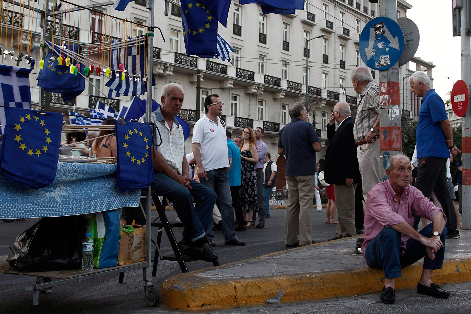 Las instituciones estudian plan de Grecia y hoy darán evaluación al Eurogrupo