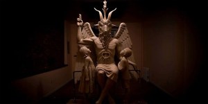 Polémica en EEUU tras la inauguración de una estatua en un templo satánico