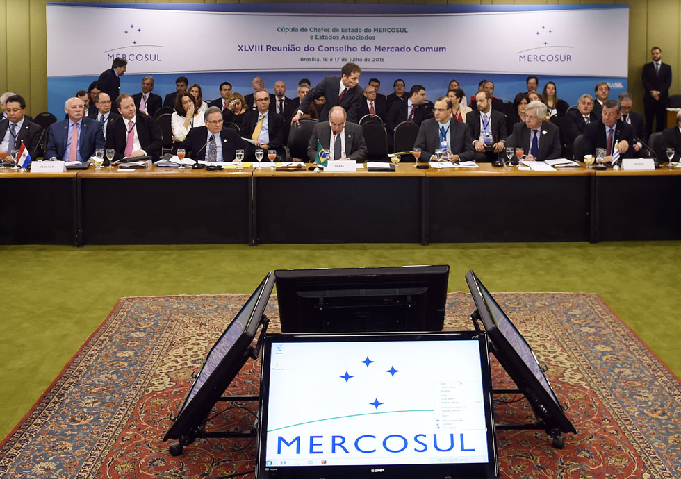 Cancilleres del Mercosur inician reunión previa a cumbre en Brasilia