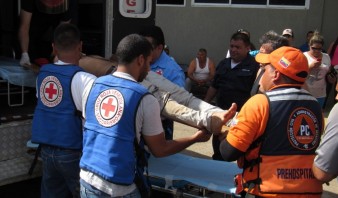 Un muerto y tres heridos dejó accidente en la autopista El Tigre-Puerto Ordaz