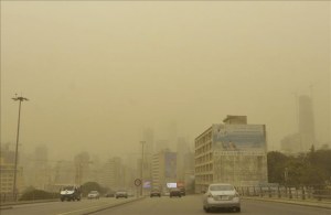 Al menos 160 personas hospitalizadas por tormenta de arena en el Líbano
