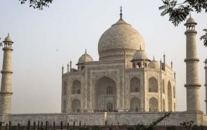 Turista japonés habría muerto luego de fallida “selfie” en el Taj Mahal