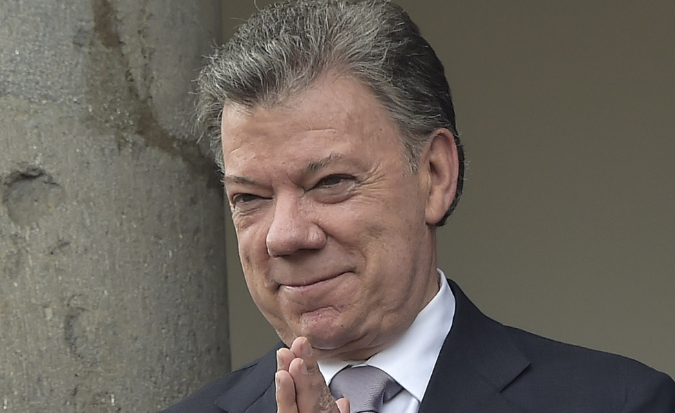 Santos hace votos para que Gobierno y oposición de Venezuela entablen diálogo