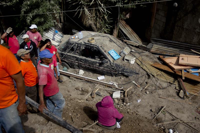 Autoridades admiten que derrumbe en Guatemala se pudo haber evitado