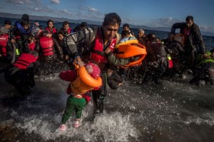 Cinco migrantes muertos y decenas de desaparecidos entre Turquía y Grecia