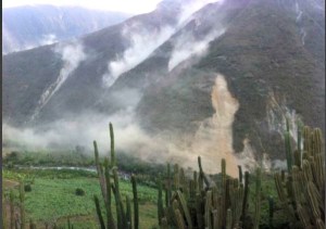 Deslizamientos en montañas de Mérida tras sismo (Fotos)