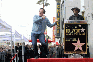 Quentin Tarantino recibe su estrella en el Paseo de la Fama de Hollywood