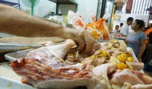 El kilo del pollo se consigue más caro que el de gallina en Puerto La Cruz