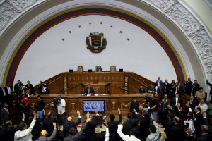 Mayoría opositora impulsará en la AN el fin anticipado del gobierno de Maduro