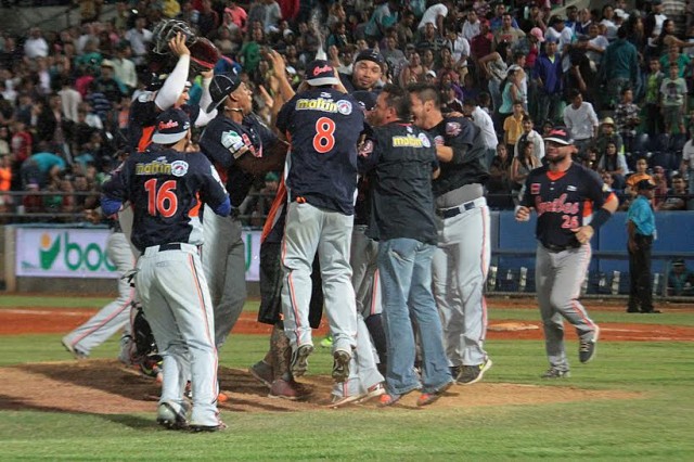 Caribes blanquearon a los Bravos y logran el último boleto a las semifinales