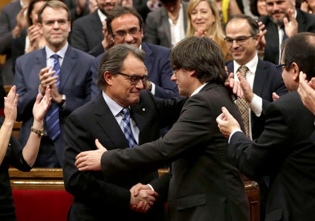 El nuevo presidente de Cataluña inaugura una legislatura hacia la independencia