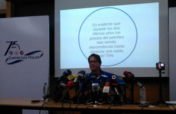 Mientras Lorenzo Mendoza presentaba importantes propuestas… VTV transmitía a Chávez (FOTO)