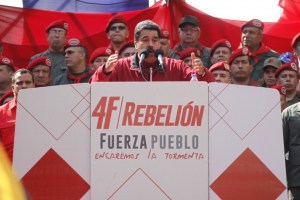 Maduro fustiga a Lorenzo Mendoza: Si no puedes con tus empresas, entrégaselas al pueblo