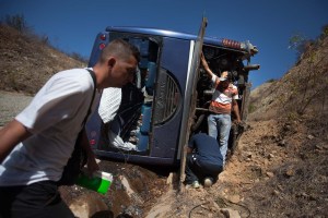 La plantilla de Huracán regresa a Argentina tras el accidente en Caracas