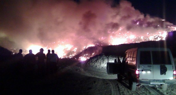 Incendio de gran magnitud afectó al relleno sanitario La Bonanza (Fotos)