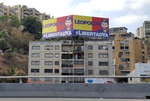 Denuncian amenaza terrorista contra comunidad en Bello Monte por valla de López