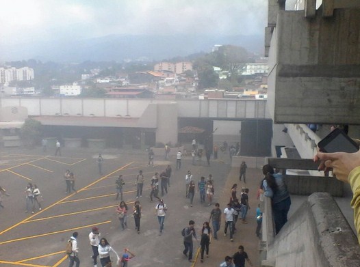 Un herido tras segundo día de protestas en San Cristóbal