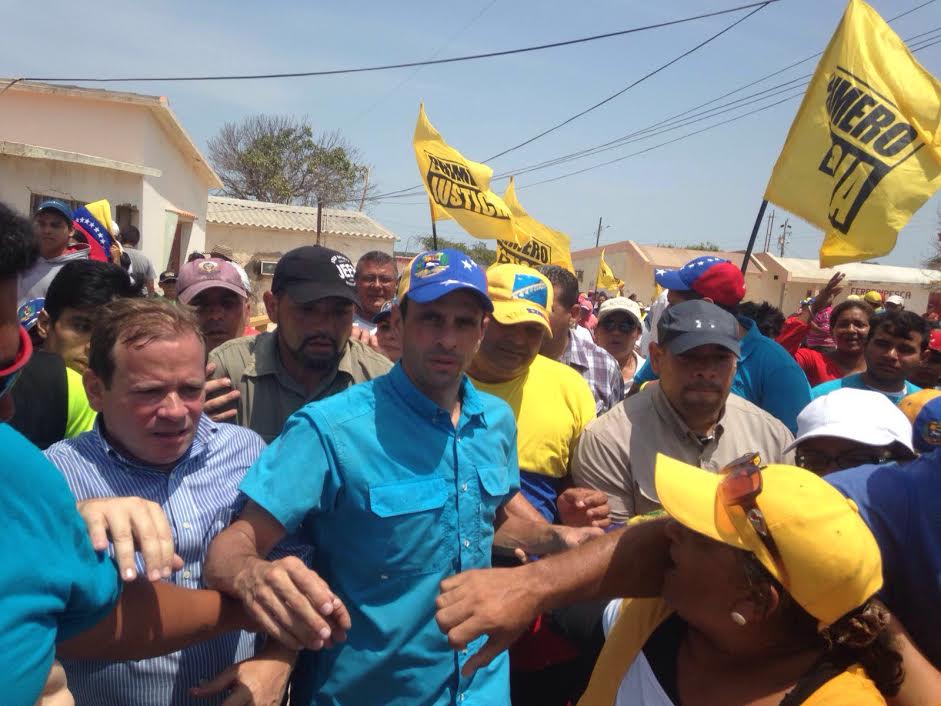 Capriles: El cambio llegará con las firmas y los votos del pueblo