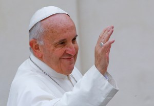 El Papa abre la puerta a las mujeres diácono