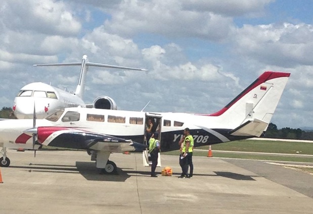 Dueño de avioneta decomisada en Dominicana evalúa entregarse