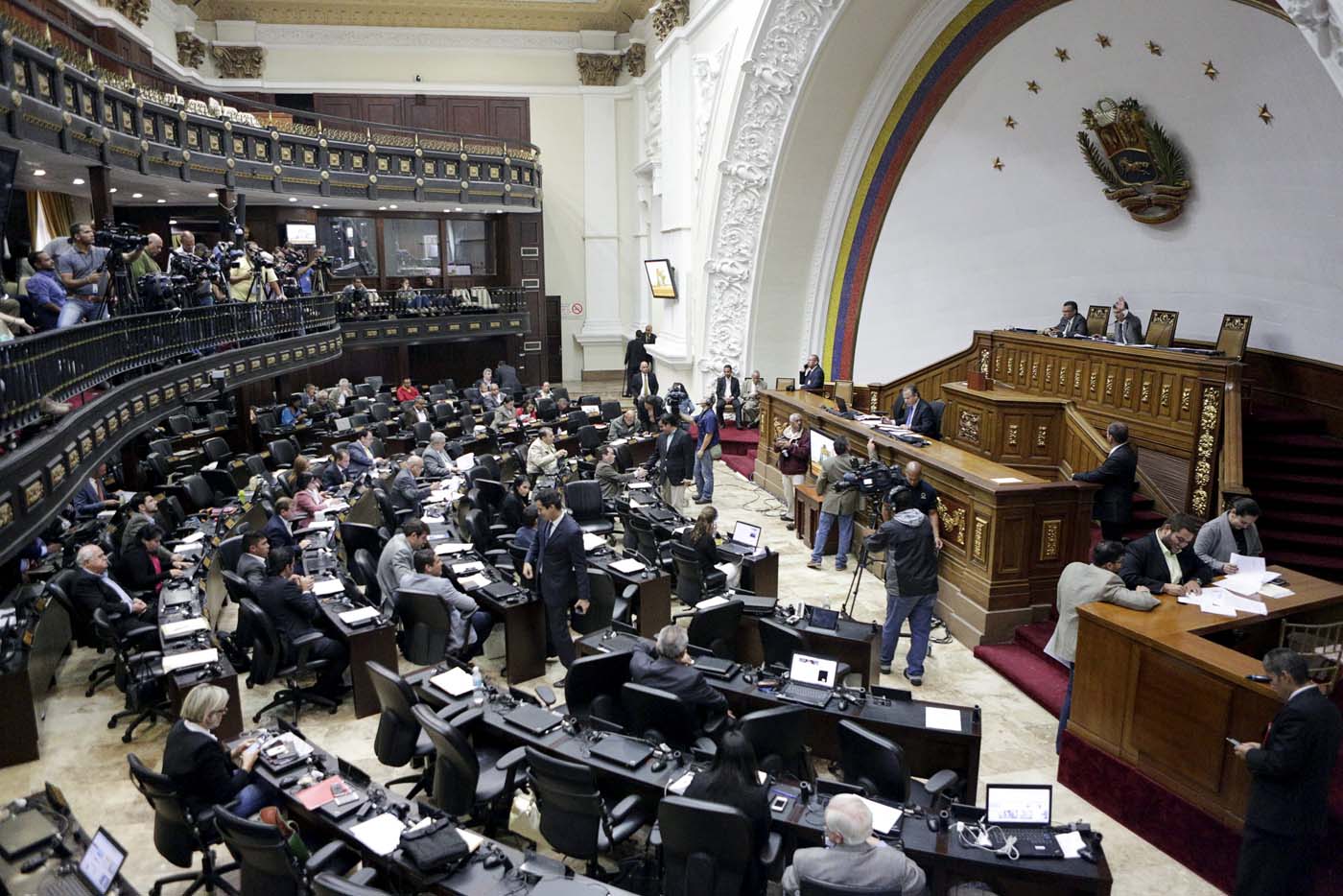 AN discute este martes la ruptura del orden constitucional (orden del día)