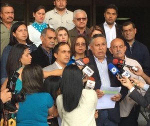 Bancada chavista pidió al TSJ que declare irritas y nulas sesiones de la AN