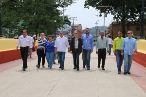 Alcalde Miguel Cocchiola recuperó y embelleció el Puente Morillo