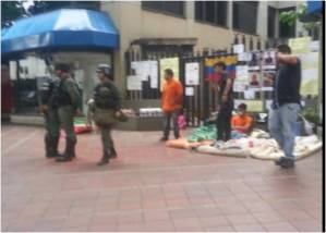 Sebin y GNB amedrentan a huelguistas de la OEA-Caracas