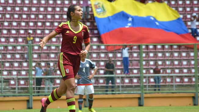 Deyna Castellanos es candidata a conformar el equipo del año de FIFPro