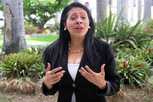 Dignora Hernández: Parlamentarios debemos cumplir con nuestras responsabilidades