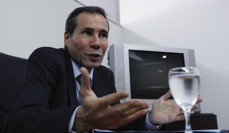 Investigación de muerte de fiscal argentino Nisman retorna a juzgado ordinario