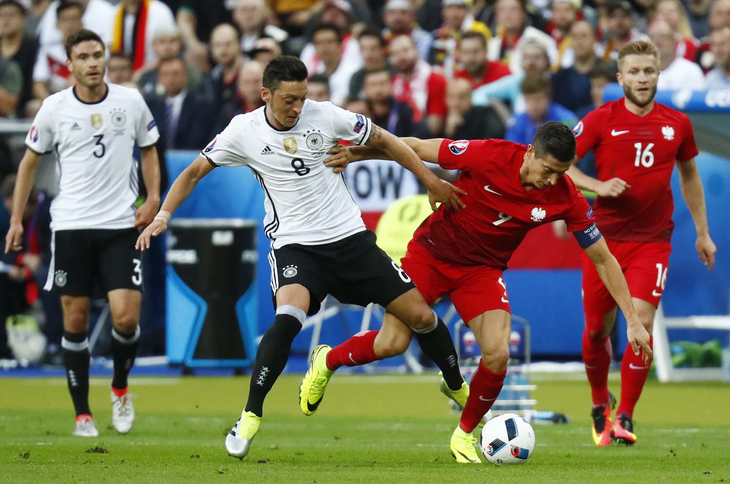 Alemania y Polonia empatan 0-0 y se acercan a octavos de la Eurocopa