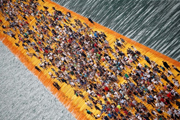 2016-07-02T153628Z_752199860_D1BETNHBFOAA_RTRMADP_3_ITALY-ART-FLOATING-PIERS