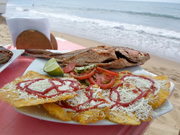 El aberrante precio de un pescado con tostones en Higuerote