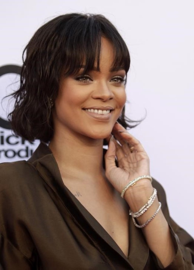 La estrella del pop Rihanna a su llegada a la entrega de los premios Billboard en La Vegas, mayo 22, 2016. La estrella del pop Rihanna canceló un concierto programado para el viernes en Niza después de que un hombre arrolló con un camión a una multitud el Día de la Bastilla en la ciudad costera del sur de Francia, matando a al menos 84 personas. REUTERS/Steve Marcus