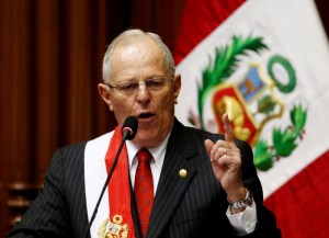 Perú se opondrá si Trump intenta construir muro en frontera con México