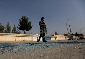 Diez horas de disparos dejan 17 muertos en la Universidad de Kabul
