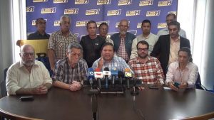 Andrés Velásquez: Los pueblos no dan golpe de Estado, sólo ponen y quitan gobiernos con votos