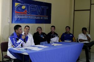 Gobierno cree en una “conspiración” el veto a Venezuela para albergar serie de Copa Davis