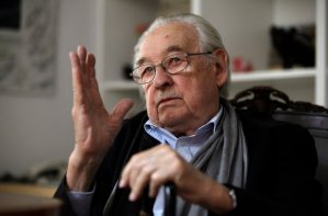 Muere a los 90 años el director cinematográfico polaco Andrei Wajda