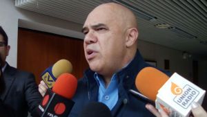 Torrealba: Ningún gobierno necesita mediación para hablar con su oposición